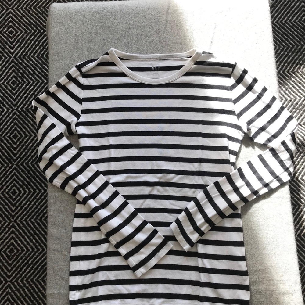 GAP striped long sleeved tee shirts
